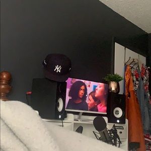 Meet your Posher, Bradley